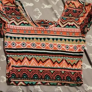 Multicolored fitted top